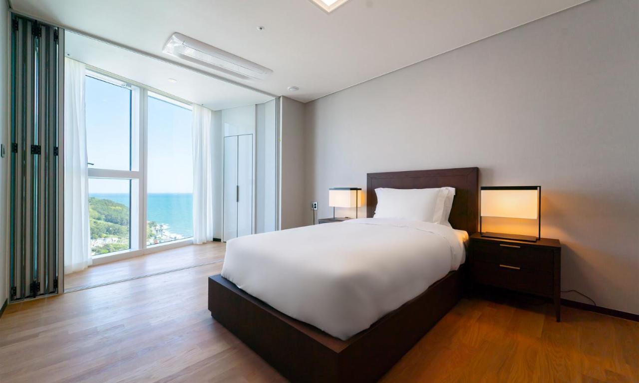 Grand Lct Residence Busan Exterior foto